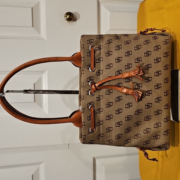 Dooney & Bourke Vintage Classic Monogram Handbag EUC